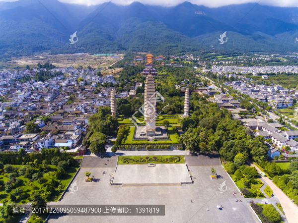 航拍大理崇圣寺三塔文化旅游區(qū)