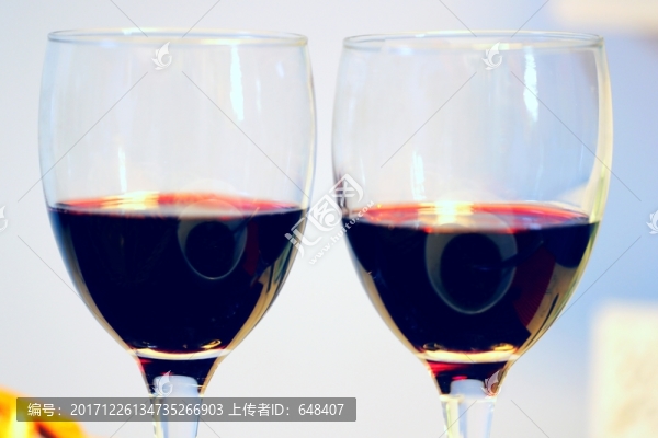 紅葡萄酒杯