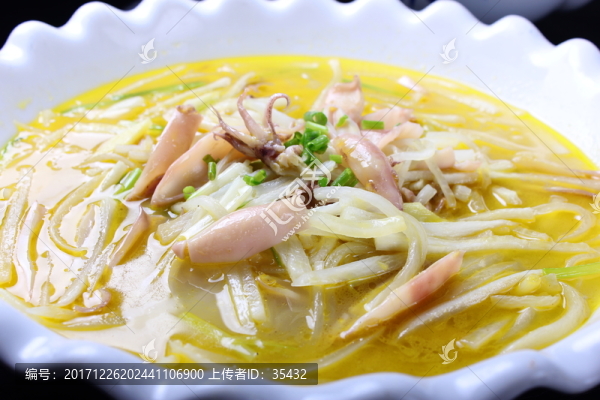 蘿卜絲燴魷魚