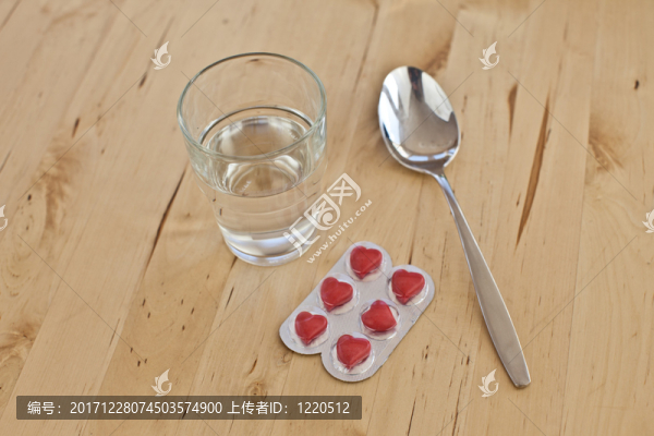對herzschmerz的藥片