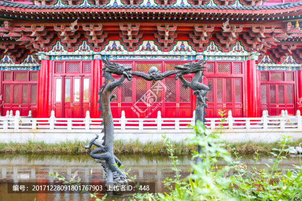 南昌滕王閣景區(qū),二龍戲珠