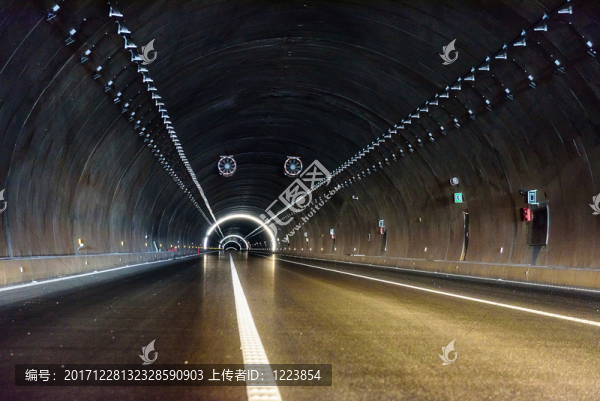 高速公路隧道