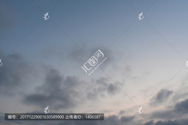 烏云天空