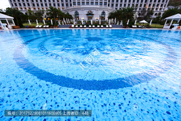 露天游泳池,海邊游泳池