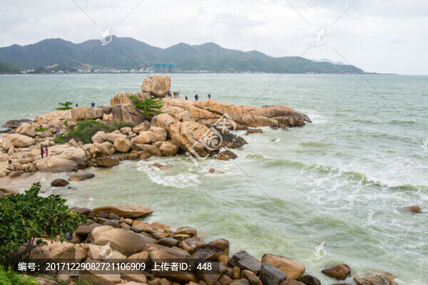 越南芽莊五指巖,鐘嶼石岬角