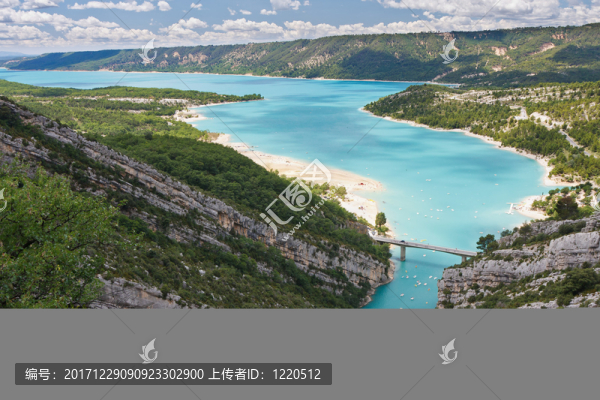 旅行