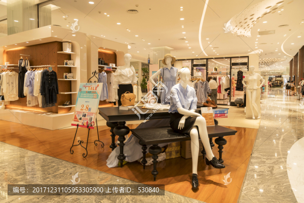 女裝專賣店