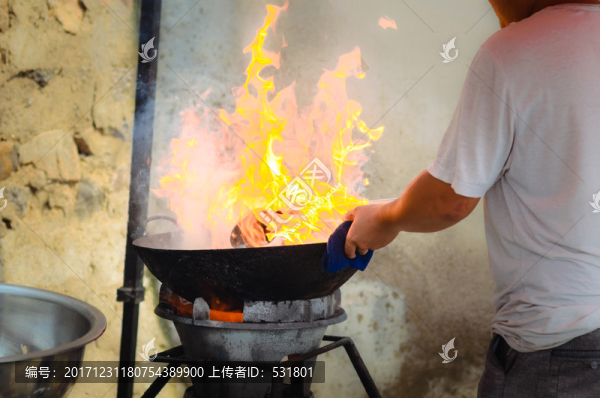 爆炒