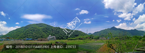 藍(lán)天白云
