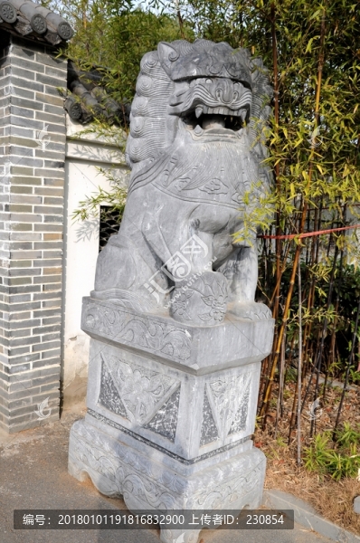 獅子雕塑