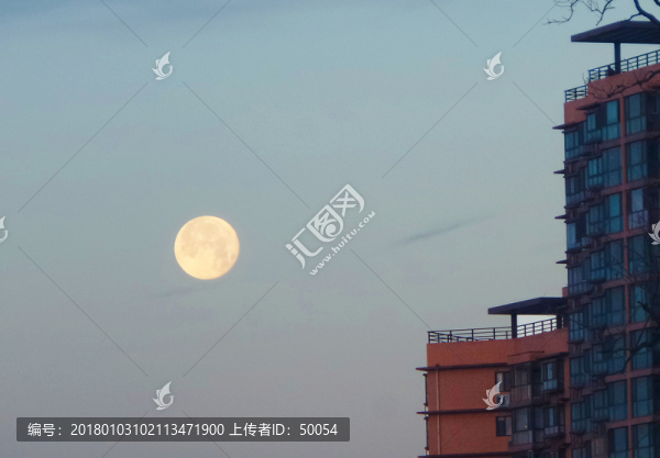 城市曉月