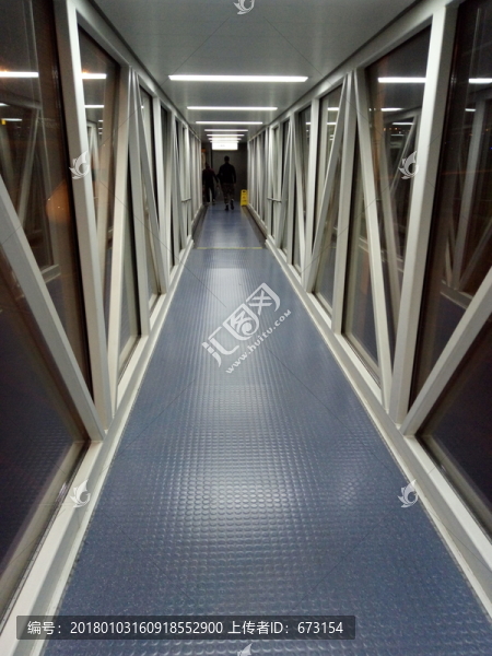 登機(jī)廊橋