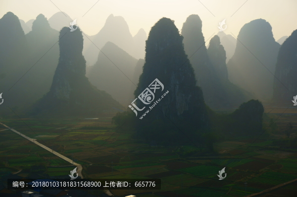 山峰