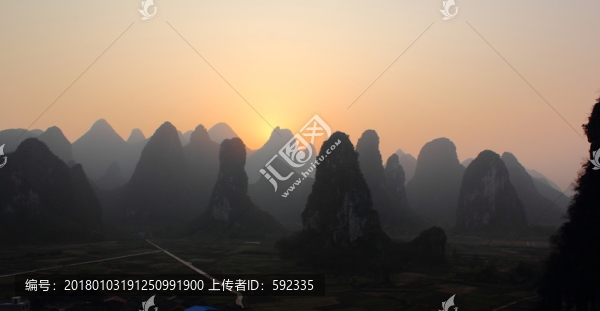奇峰鎮(zhèn)