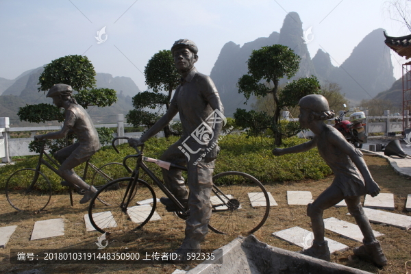 雕塑自行車