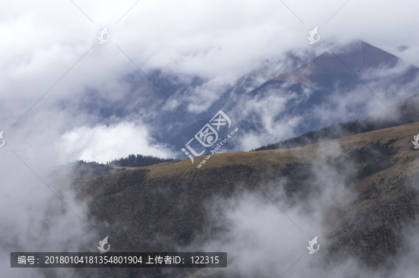 云遮霧繞