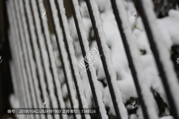 積雪欄桿