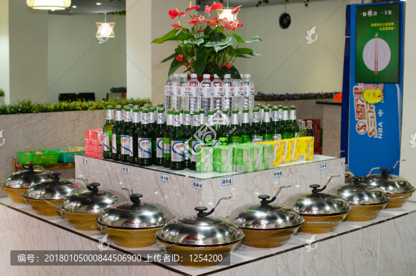 火鍋店調(diào)料區(qū)