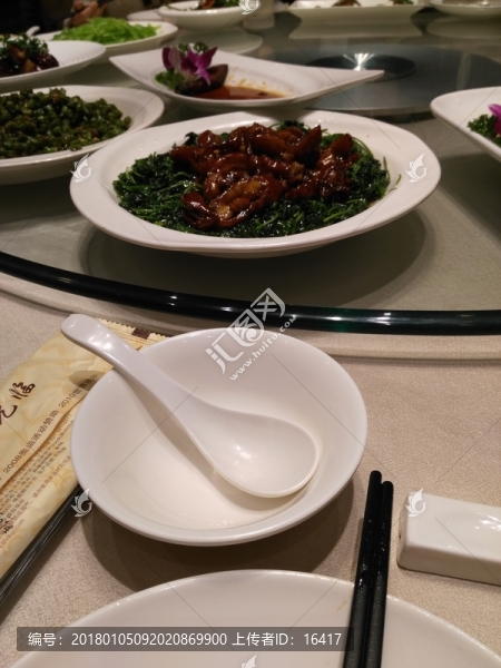 雍記大酒店,餐桌餐盤