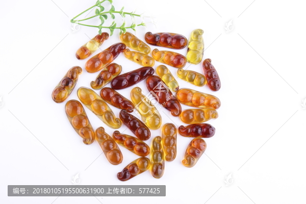 琥珀葉子吊墜