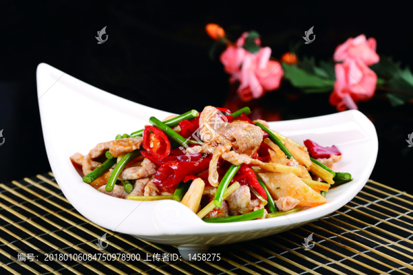 泡椒肉片