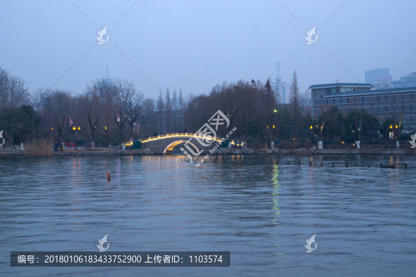 大明湖