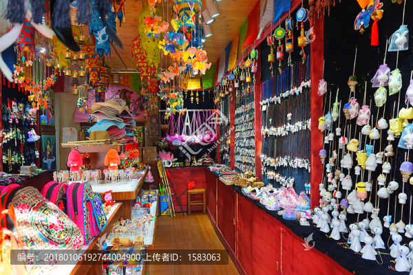 飾品店內(nèi)景