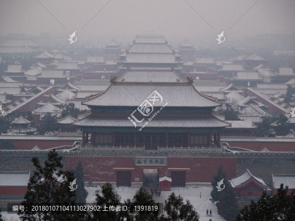 雪后的北京故宮全景