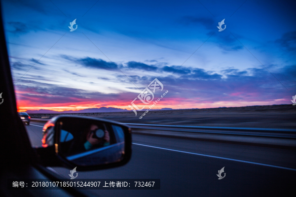 窗外的風(fēng)景攝影