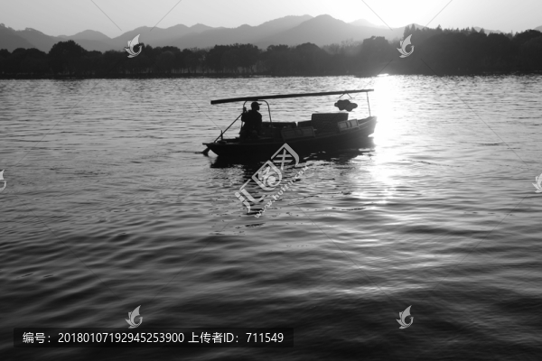 西湖,小木船