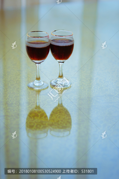 一對酒杯