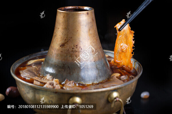 銅鍋牛雜