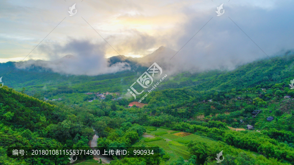雨后景色,綠色,高山
