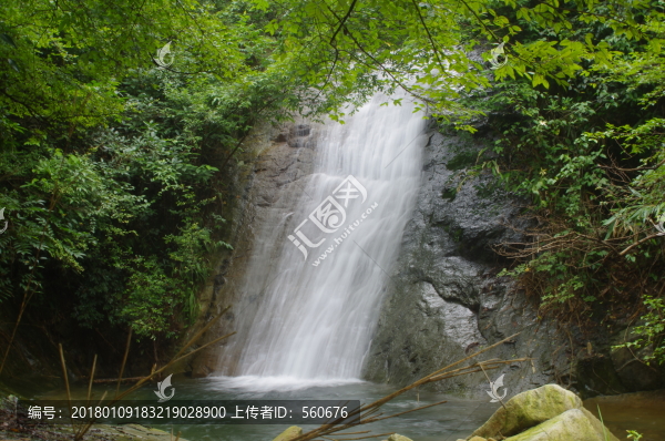 瀑布