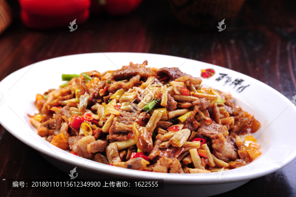 豆角炒肥牛