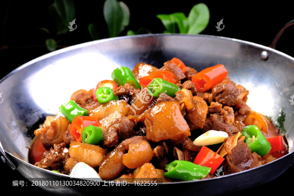 干鍋野豬肉