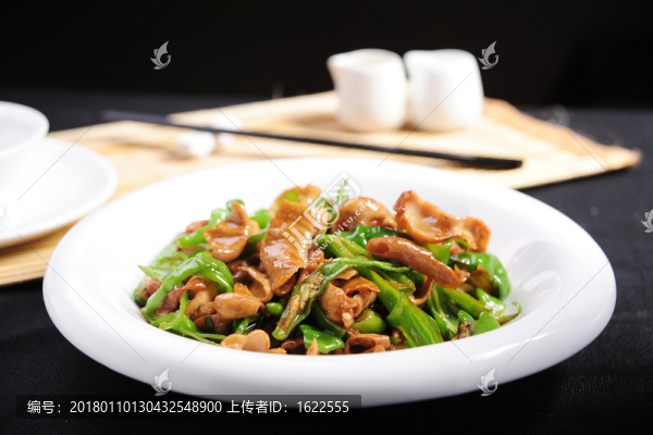 青椒爆肥腸