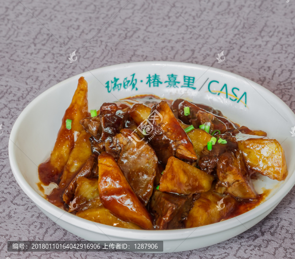 土豆燒牛肉