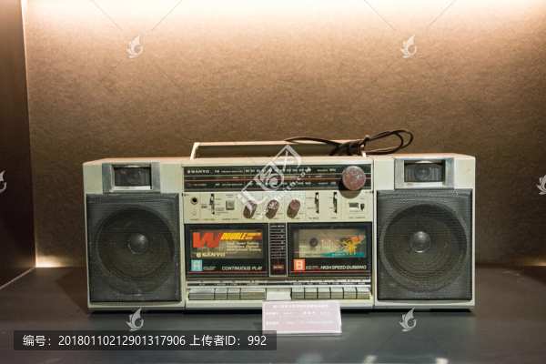錄音機(jī)