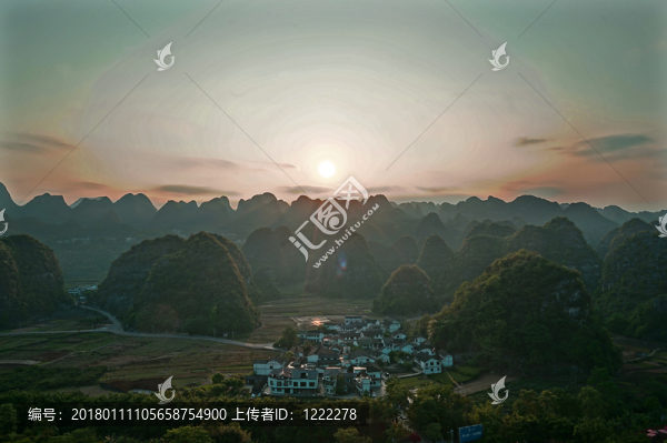 萬峰林夕照