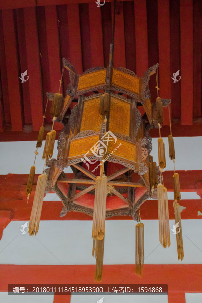 寺廟燈籠