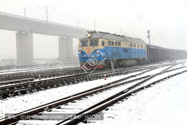 雪中列車(chē)