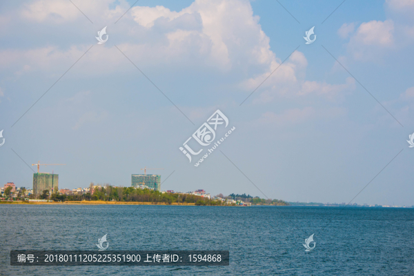 洱海藍(lán)天白云