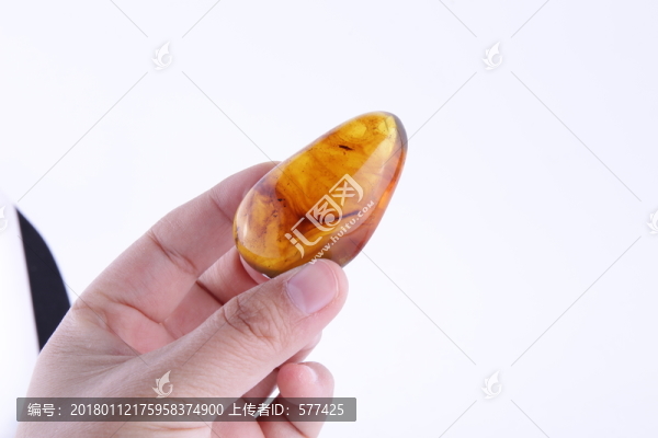 陳萬福琥珀