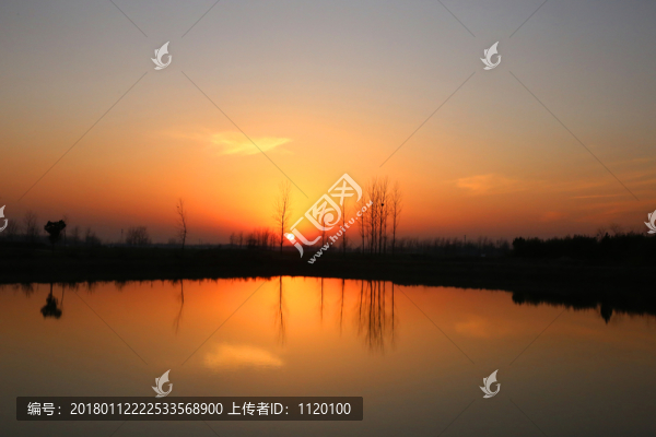 池塘邊日落
