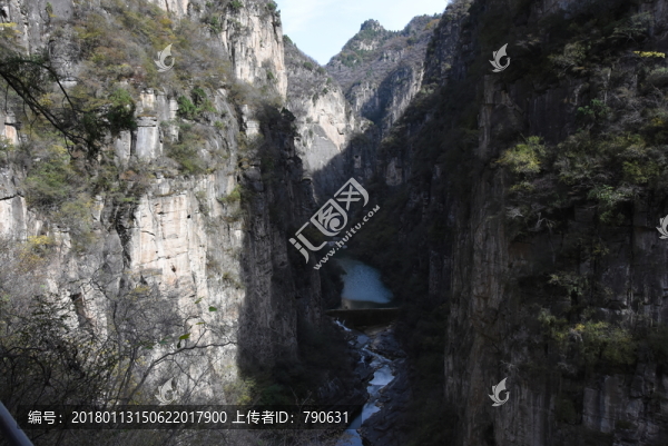 山澗