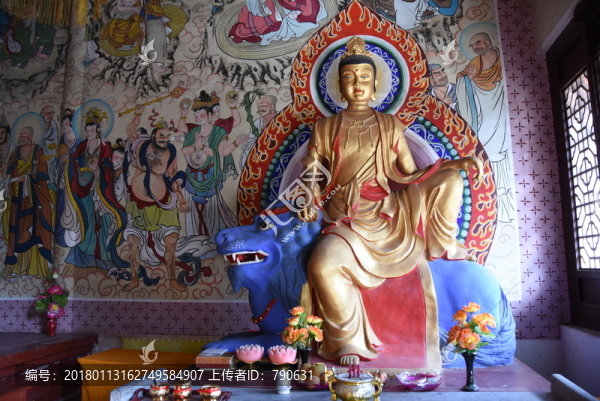 文殊騎獅像