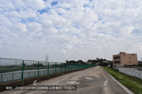 河邊高積云魚鱗云司馬村