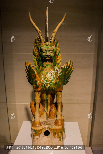 神獸石像