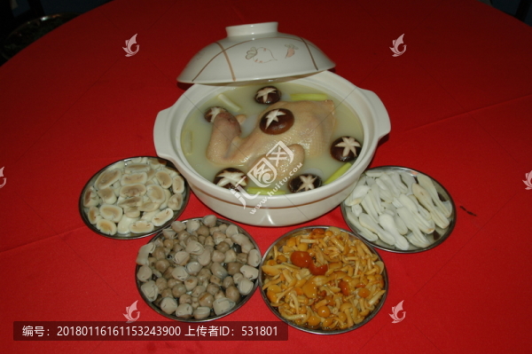 野菌燉土雞